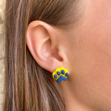 Load image into Gallery viewer, Clay Paw Earrings
